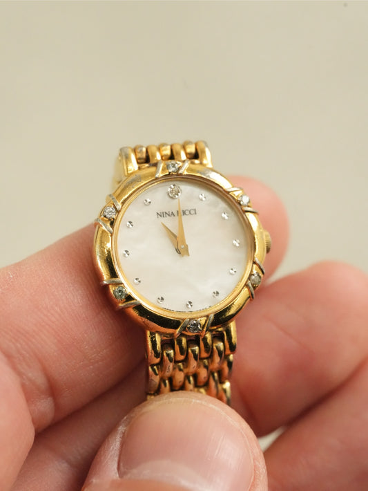 NINA RICCI Vintage Mother of Pearl Dial Watch Gold Bracelet Model