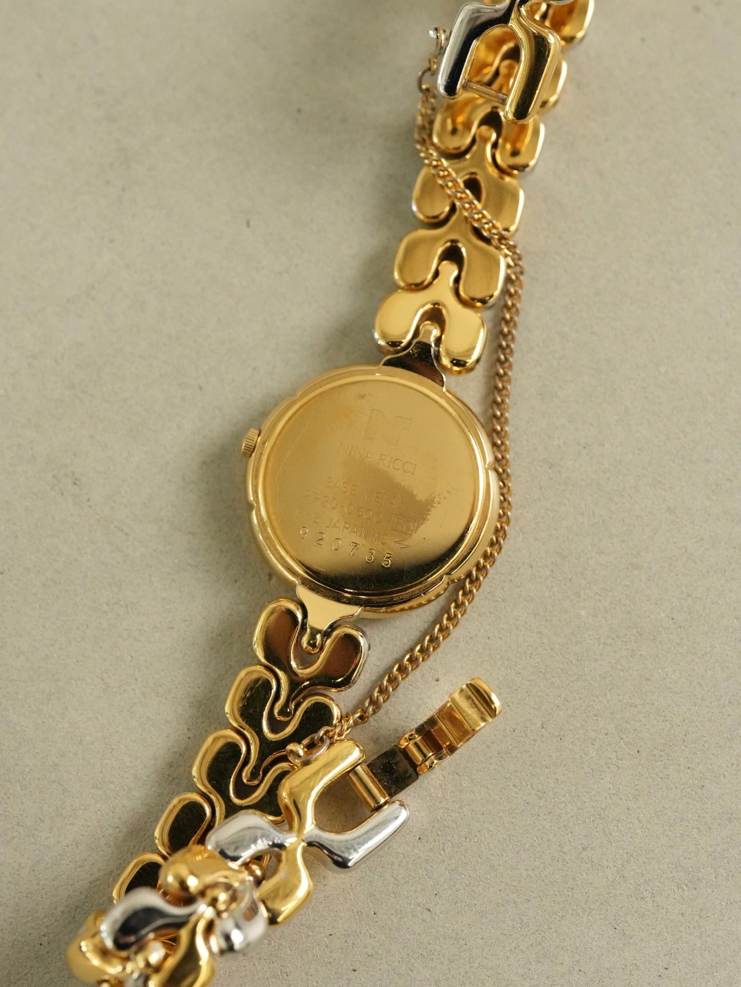 NINA RICCI Vintage Two-Tone Combo Bracelet Watch Round Case Quartz – Excellent Condition