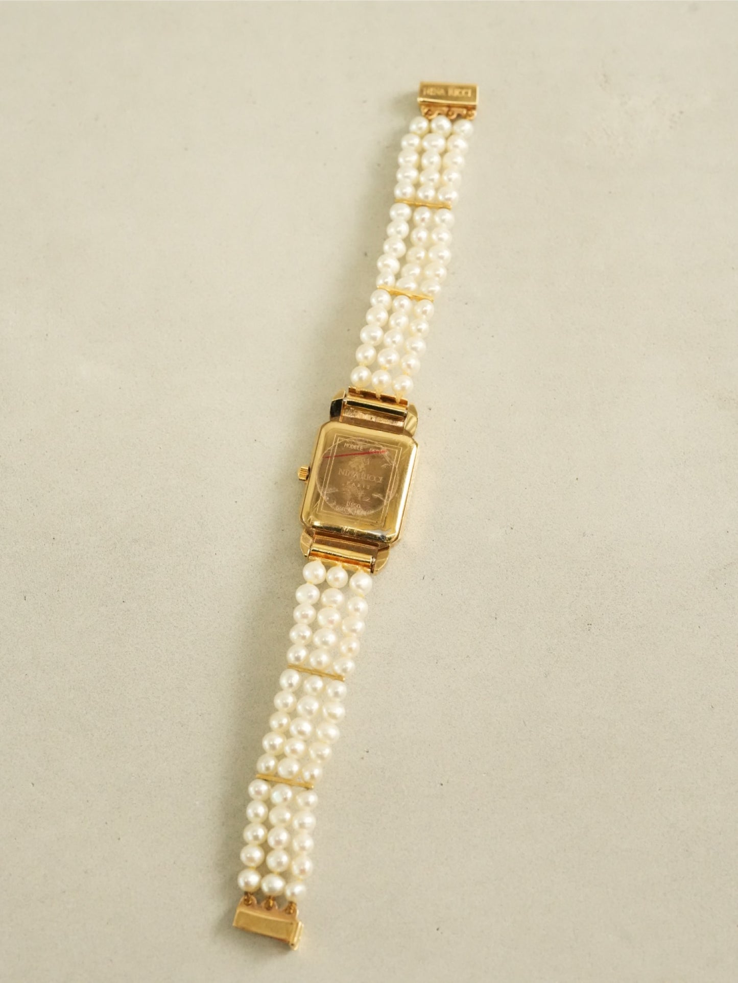 NINA RICCI Vintage Mother of Pearl Dial Watch Pearl Bracelet Set with Box & Two Extra Straps