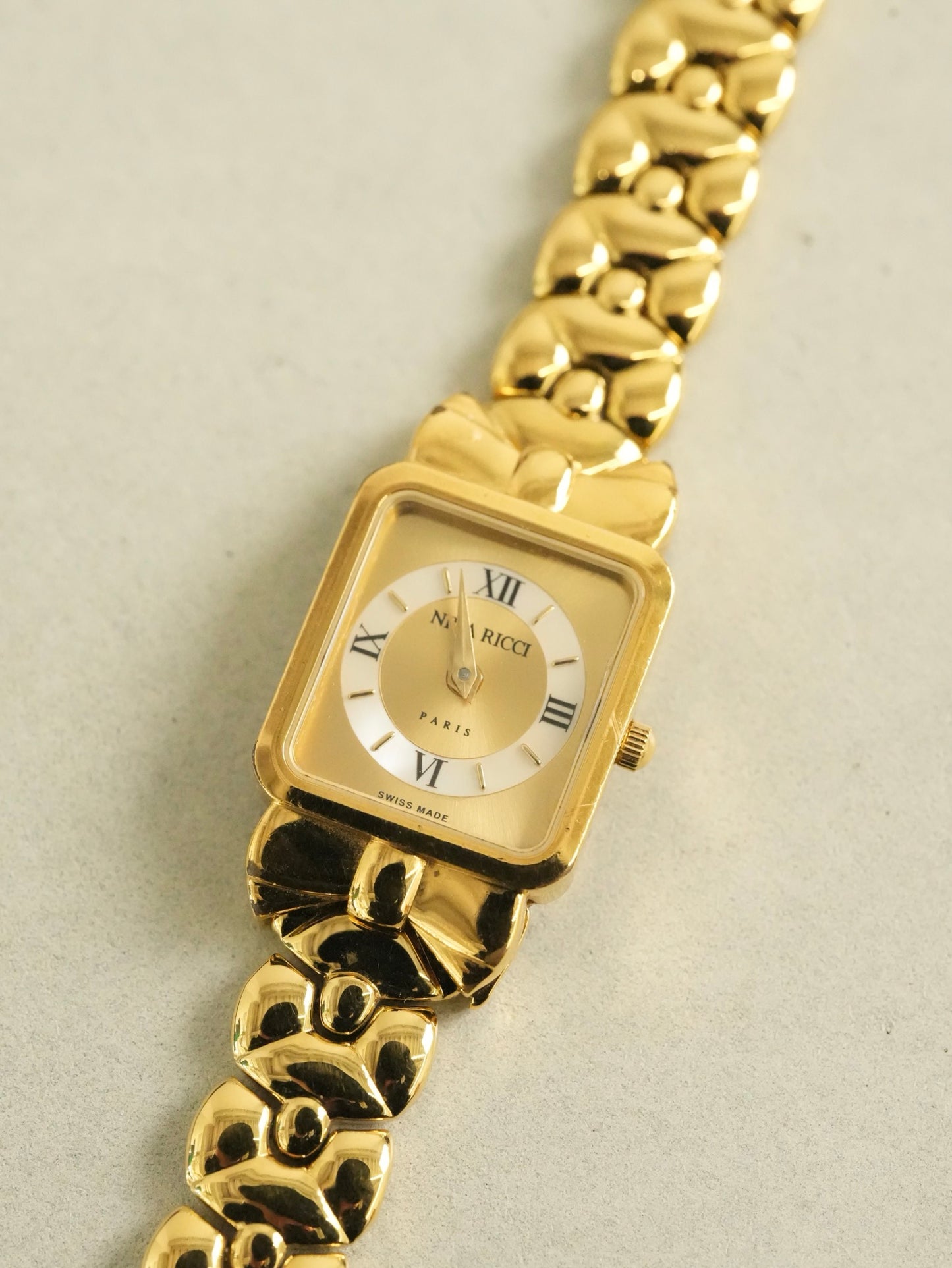 NINA RICCI Paris Vintage Square Watch Gold Bracelet Model with Box & Extra Straps