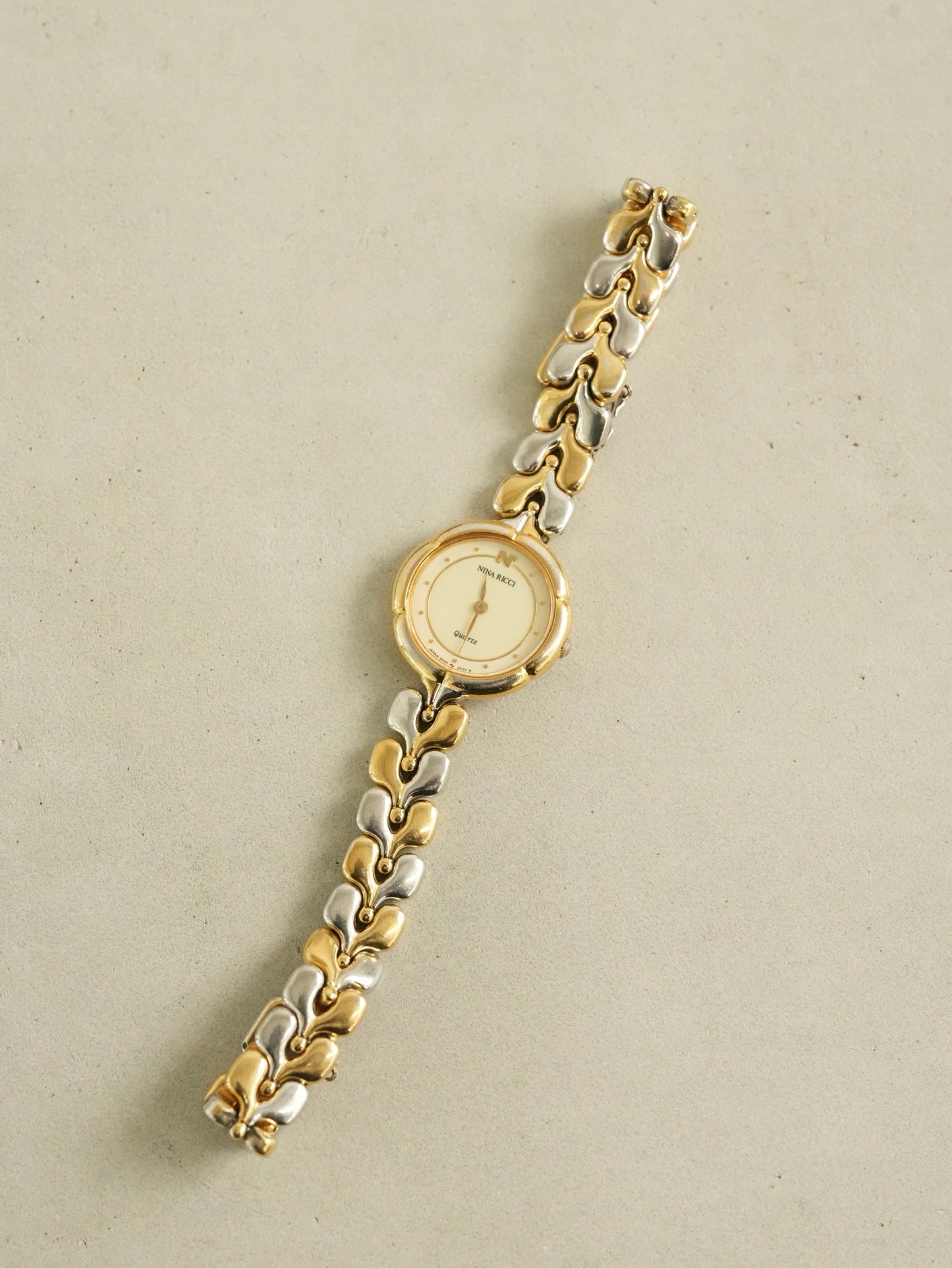 NINA RICCI Vintage Two-Tone Combo Bracelet Watch Round Case Quartz Model