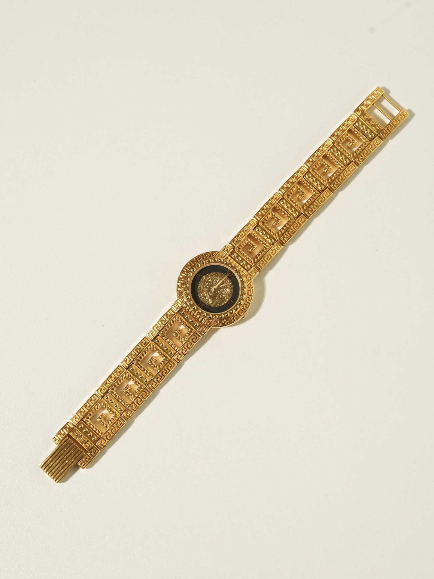 VERSACE