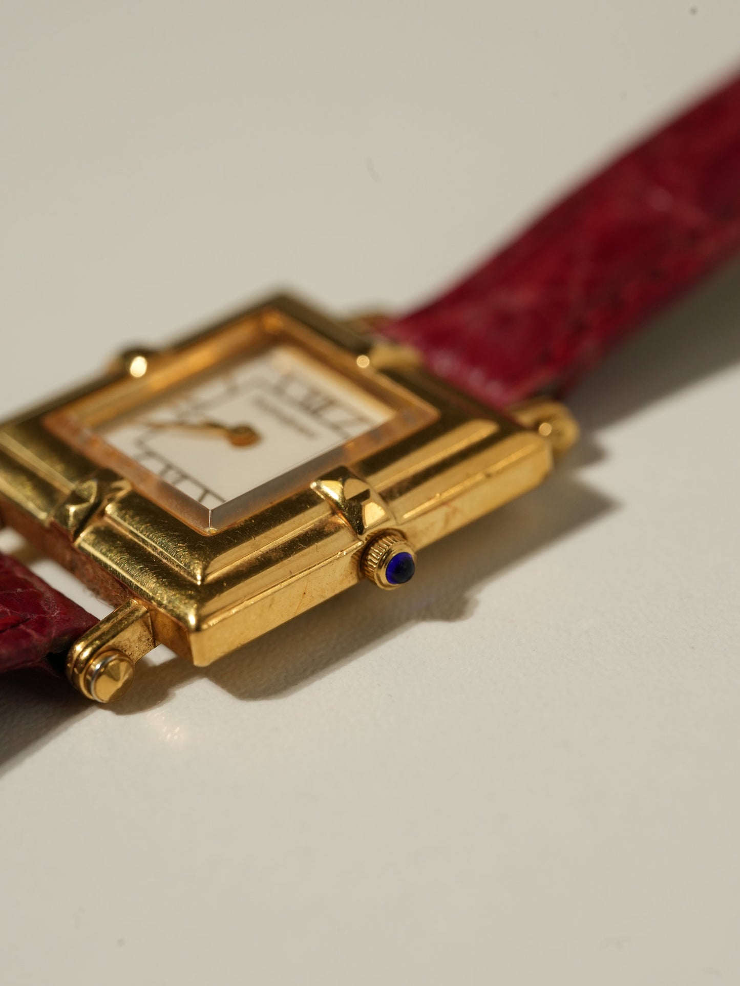 Yves Saint Laurent × Citizen Vintage Pyramid Bezel Watch – Roman Dial / Red Leather